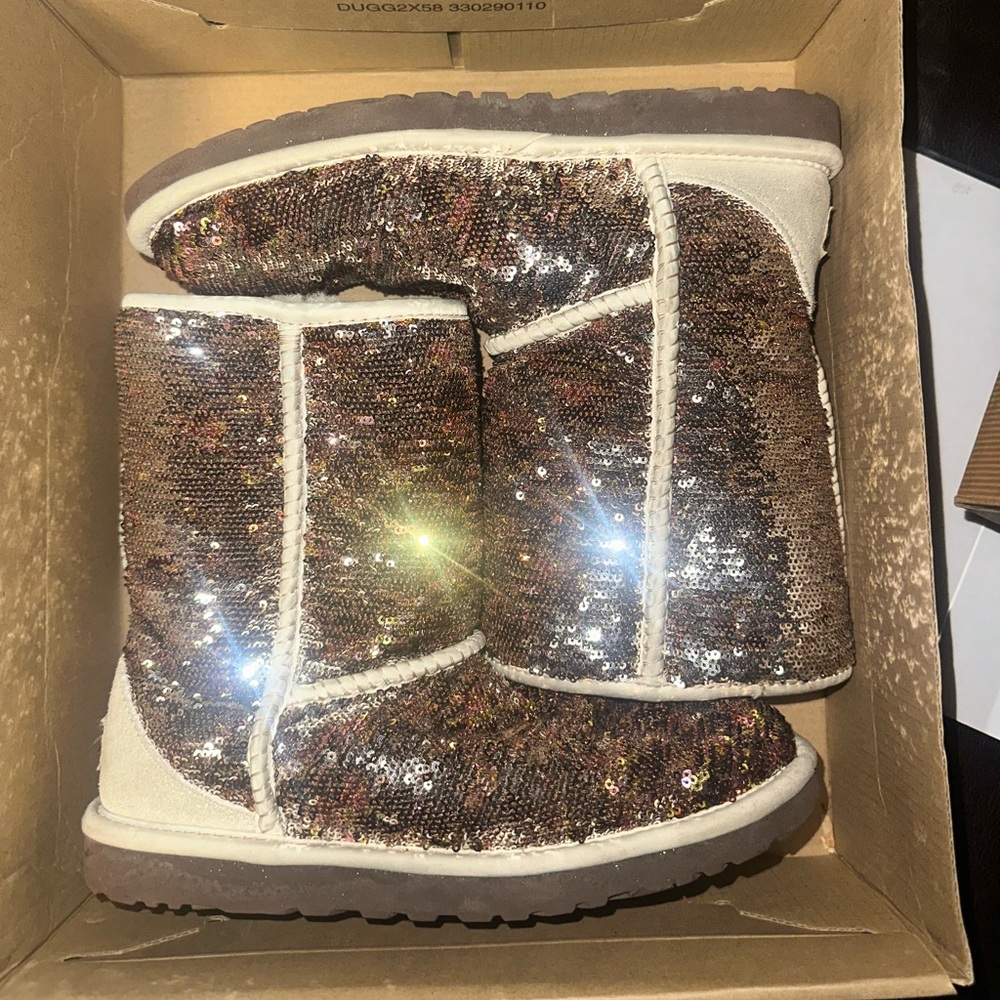 UGG brown sparkles